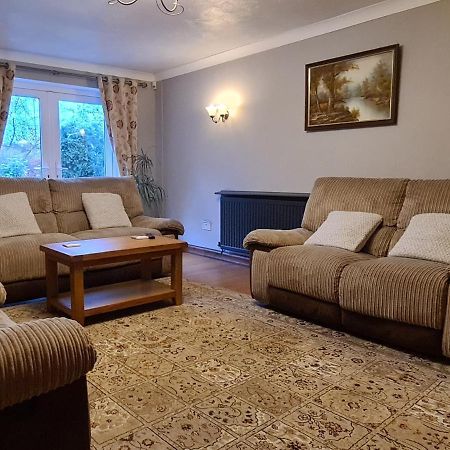 Spacious, 5 Bed House For 9 In Chester Exterior foto